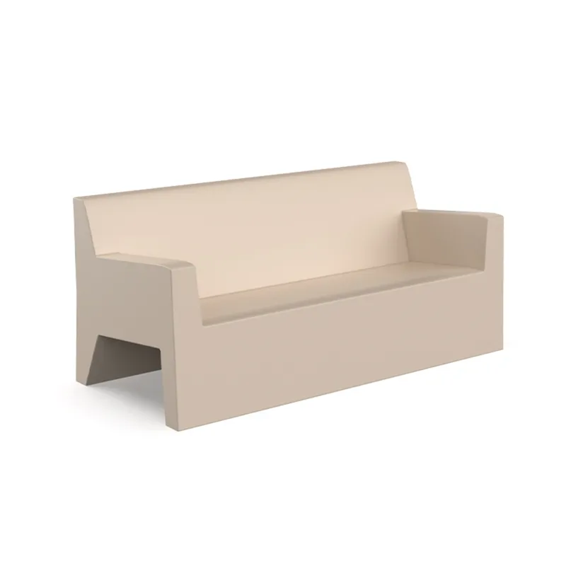 Vondom Jut