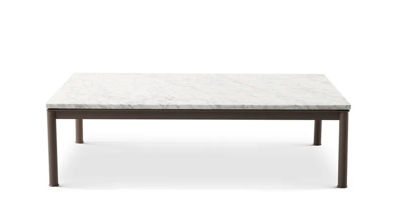 Cassina 10 Table en tube basse, Outdoor