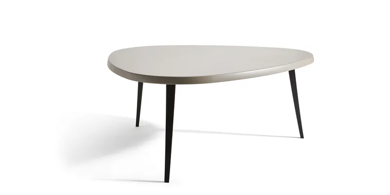 Cassina Mexique Outdoor Table